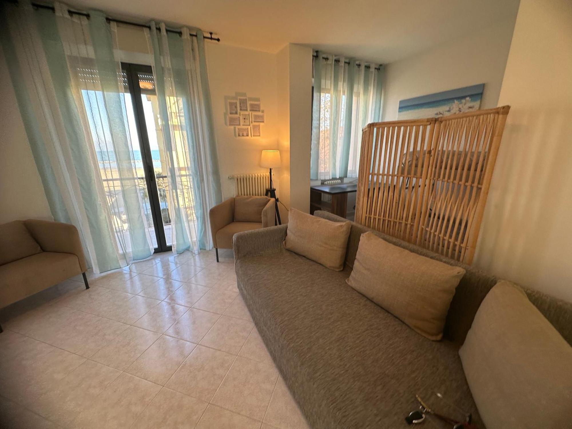 Beach House Holiday Apartments Rimini Eksteriør bilde