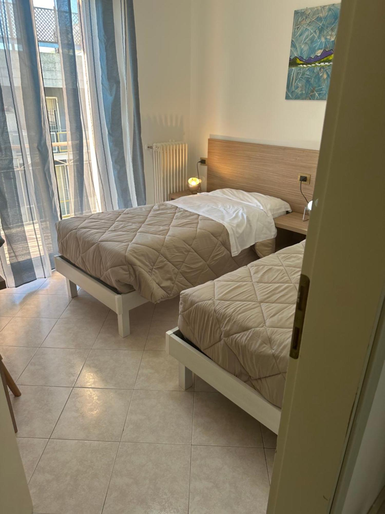 Beach House Holiday Apartments Rimini Eksteriør bilde