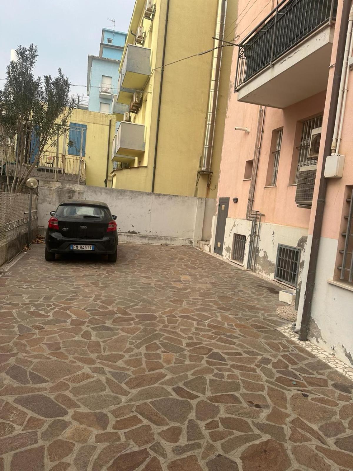 Beach House Holiday Apartments Rimini Eksteriør bilde
